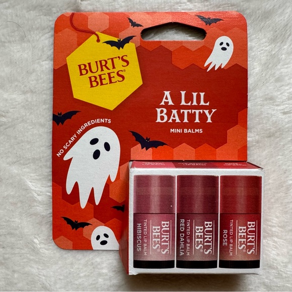 Burt’s Bees A lil Batty Mini Tinted Lip Balm Rose Hibiscus Red Dahlia - Picture 2 of 10